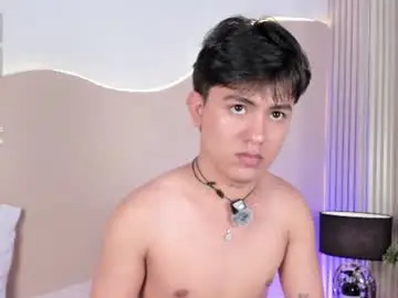 Chaturbate Live Sex Cam of thristan_leones