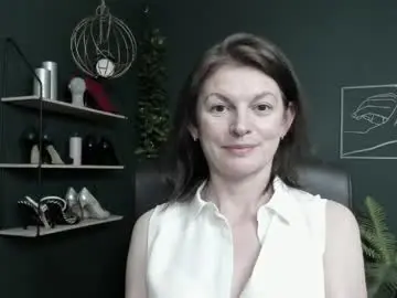 Chaturbate Live Sex Cam of vivian_dream