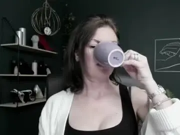 Chaturbate Watch Live Sex Cams of vivian_dream