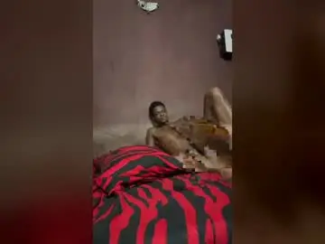Chaturbate Live Sex of desy2283