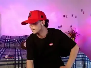 Chaturbate Live Porn of dominic_hanks
