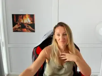 Chaturbate Live Sex of elinarosee