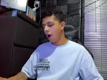 Chaturbate Nude Webcam of g_lincoln