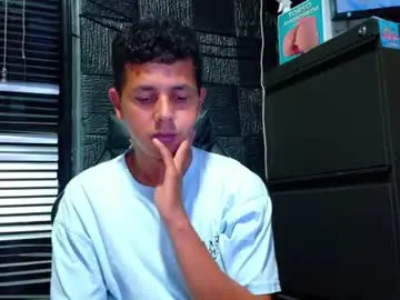 Chaturbate Live Sex of g_lincoln