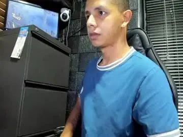 Chaturbate Best live sex cam show of g_lincoln