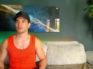 Chaturbate Best live sex cam show of maisonbastian