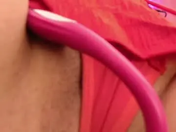 Chaturbate Watch Live Sex Cams of scarleth_bluee