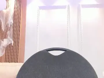 Chaturbate Nude Webcam of valentina17__