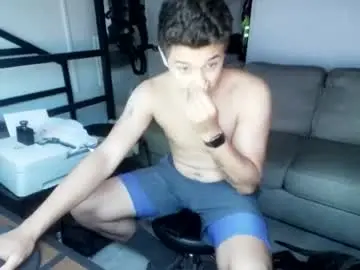 Chaturbate Free Porn Cam of maxhere4fun