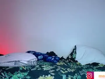 Chaturbate Nude Webcam of oliver_and_megan