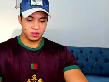 Chaturbate Adult Video Chat of zayn_v1p