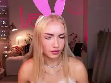 Chaturbate Live Porn of vivian_sky