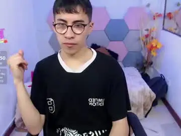 Chaturbate Adult Webcams of andy_norton