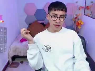 Chaturbate Nude Webcam of andy_norton