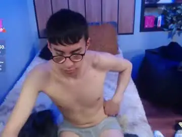 Chaturbate Live Sex Cam of andy_norton