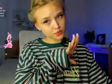 Chaturbate Live Sex of flooora_0