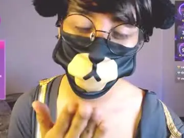 Chaturbate Live Porn of yuniorb