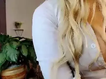 Chaturbate Adult Video Chat of dahnia_cruz