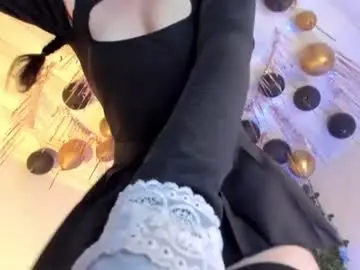 Chaturbate Watch Live Sex Cams of flylia_