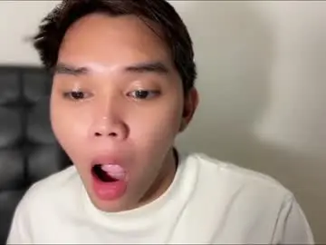 Chaturbate Live Sex Cam of kota_morii