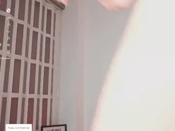 Chaturbate Live Sex Cam of melaniecorner