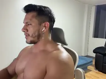 Chaturbate Live Sex Cam of dominicveins