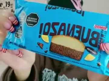 Chaturbate Adult Webcam of cuteezoe