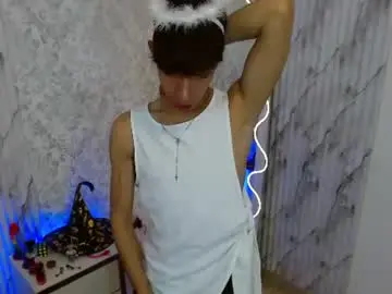Chaturbate Free Live Porn of oliiver_tay
