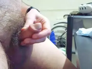 Chaturbate Sex Cam of smallhairyuncut