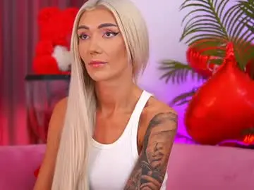 Chaturbate Private Sex Chat of therealfallingangel