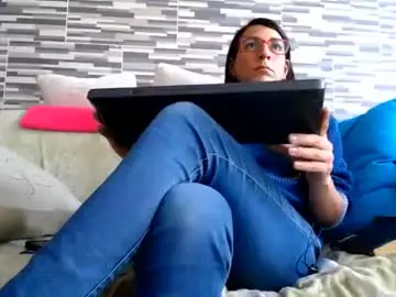 Chaturbate Free Porn Cam of violetagomez_co