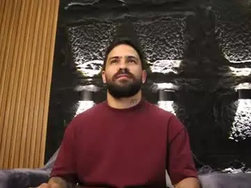 Chaturbate Sex Cam of leo_diaz01