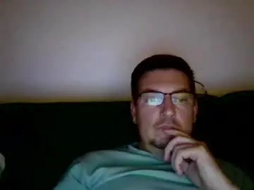 Chaturbate Best live sex cam show of lookicumnow