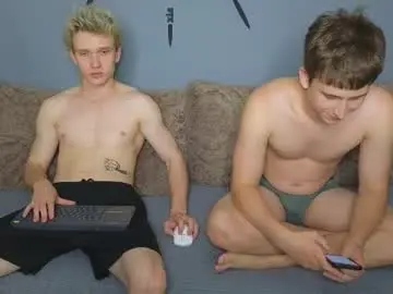 Chaturbate Best live sex cam show of pupsenish