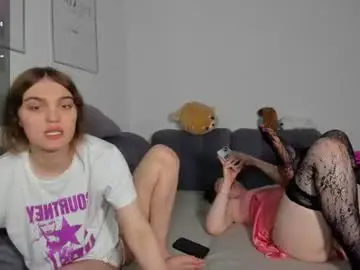 Chaturbate Watch Live Sex Cams of emiliarhodes