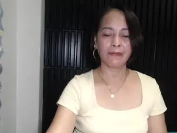 Chaturbate Live Sex Cam of ur_asianbemvie69