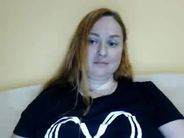 Chaturbate Live Sex Cam of zara_red