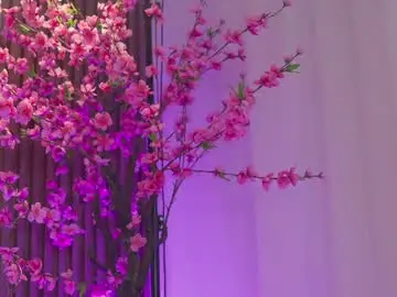 Chaturbate Best live sex cam show of lovely_queens
