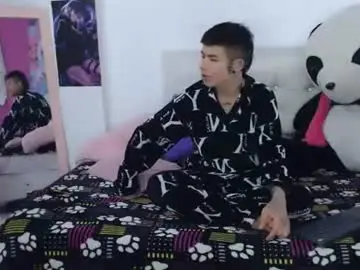 Chaturbate Free Porn Cam of luna_and_logan_hot