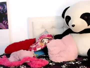 Chaturbate Nude Webcam of luna_and_logan_hot