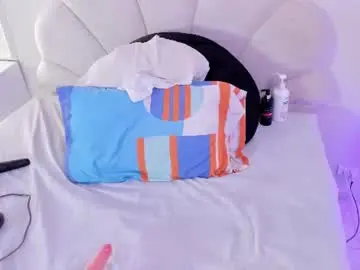 Chaturbate Live Sex of sirenyrouss