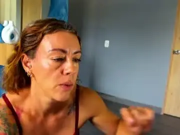 Chaturbate Live Sex Cam of carolina_zaens