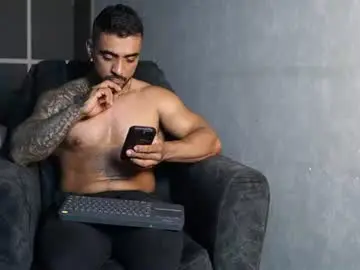 Chaturbate Best live sex cam show of eric_harrison1