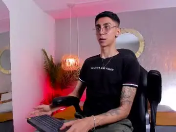 Chaturbate Nude Webcam of gio_carangi