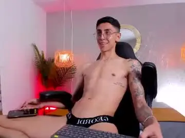 Chaturbate Adult Webcams of gio_carangi