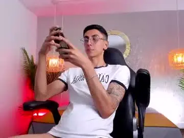 Chaturbate Free Porn Cam of gio_carangi