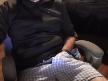 Chaturbate Live Sex Cam of heavilyhung