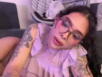 Chaturbate Live Sex Cam of samanthabernardo_