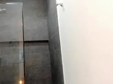 Chaturbate Best live sex cam show of emily_burton18