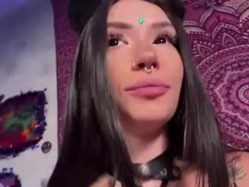Chaturbate Adult Webcams of masterr_and_kittyy